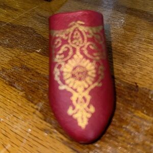 Rose Des Sables Leather Decorative Matches Shoe Box Holder Vintage Tobacciana